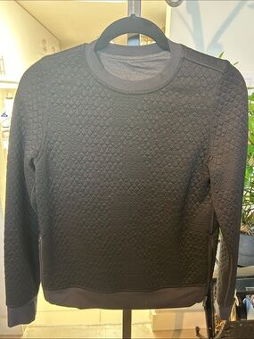 Womens Quilted Black Crewneck Sweater. With zip waist details